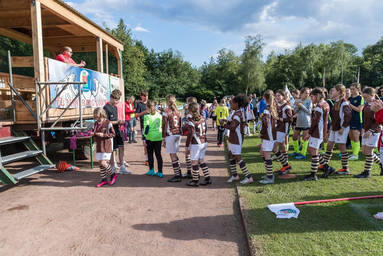 Bild 111 - Loewinnen Cup